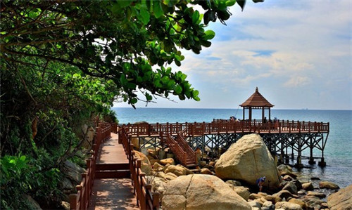 奶茶店主爱画画怎么办