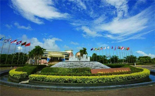 润仟祥黄焖鸡米饭加盟开店多久回本，加盟店费用哪家信誉好